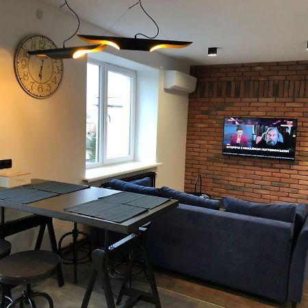 Apartment Ivano-Frankivsk Buitenkant foto